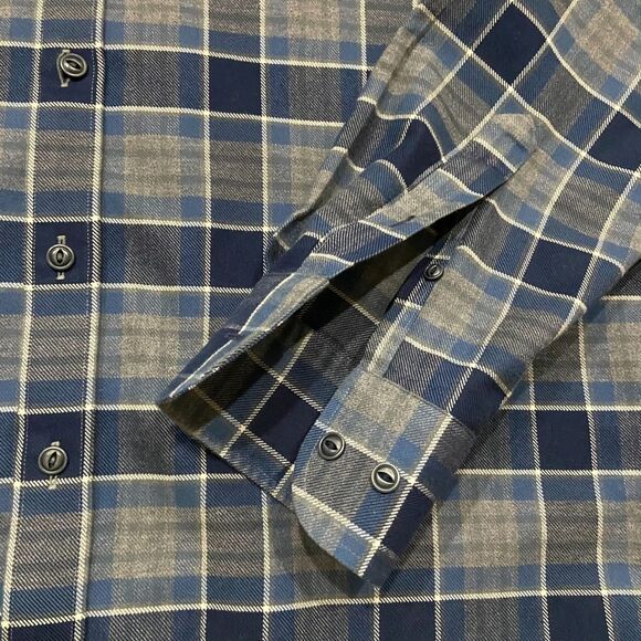 UNTUCKit Casual Fit Button Front Plaid Navy Blue Cotton Shirt Men's Size Large - Picture 4 of 10